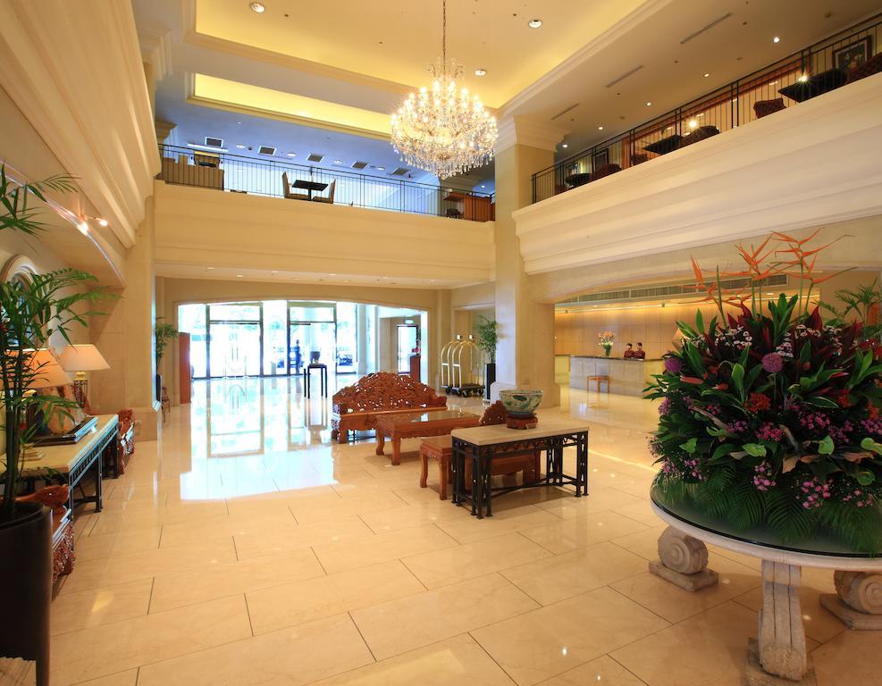 Han Hsien International Hotel Каосюн Екстериор снимка